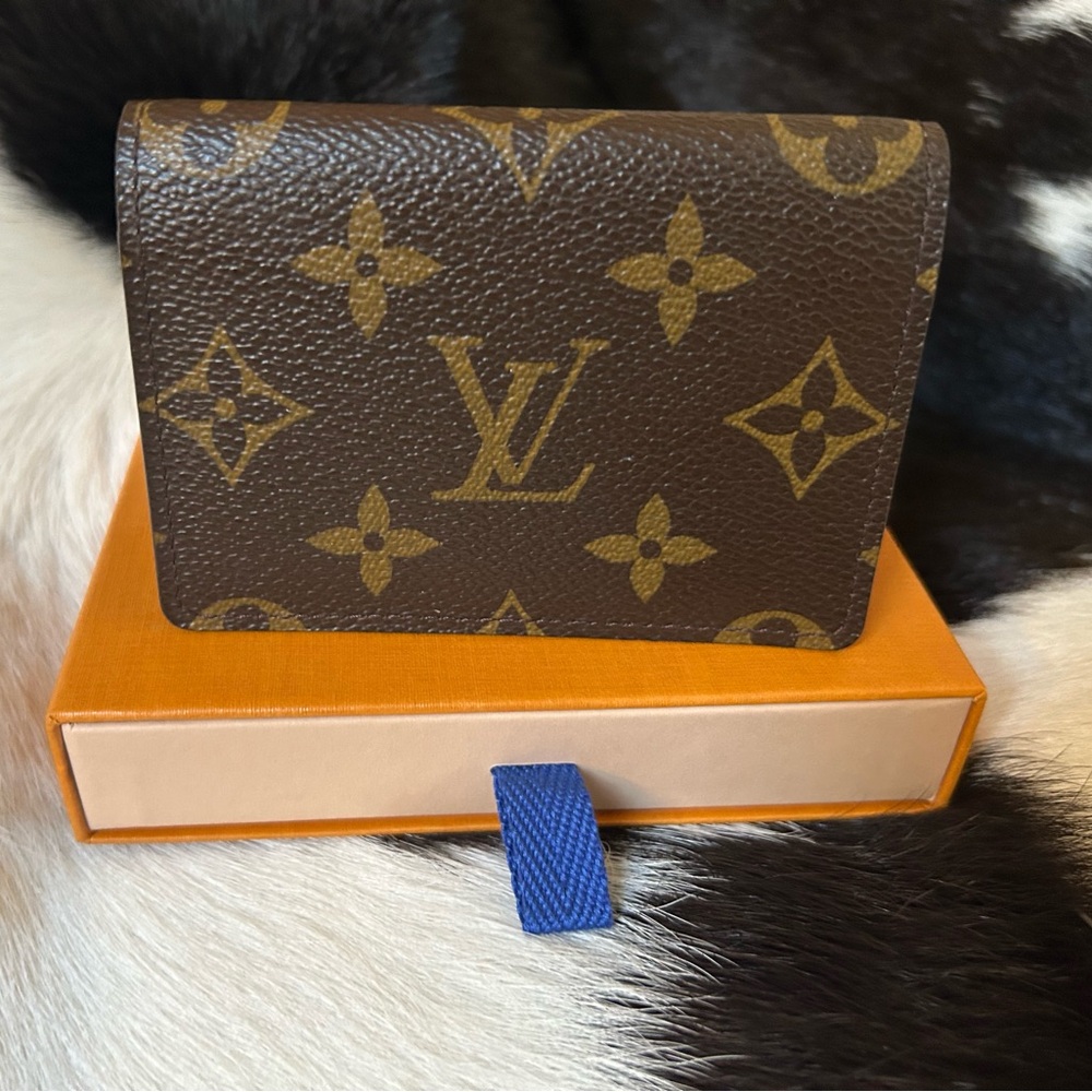 Louis Vuitton credit card holder